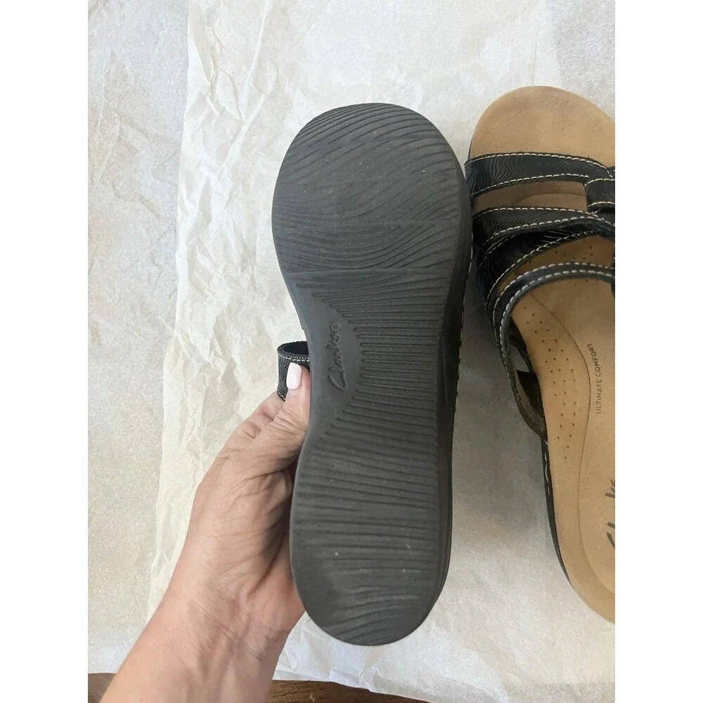 Clarks Merliah Karli Wedge Sandals – Women’s Black Leather, Size 8.5 Slip On